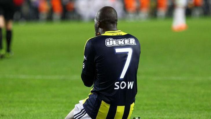 Moussa Sow, gol atmayı unuttu