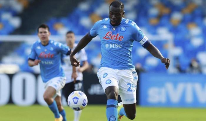 Liverpool'dan Kalidou Koulibaly için teklif