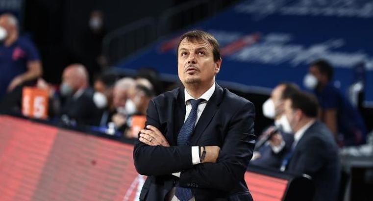 Anadolu Efes, Ergin Ataman'ın sözleşmesini 2 yıl daha uzattı
