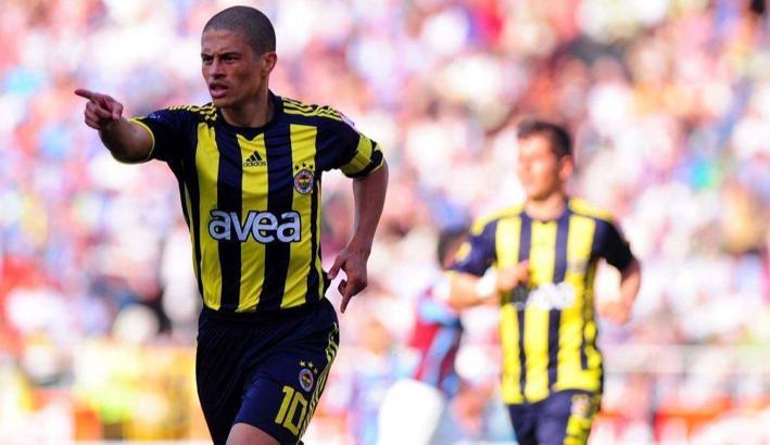 Alex de Souza'dan flaş Galatasaray derbisi açıklaması: Açık çakı bile atılmıştı