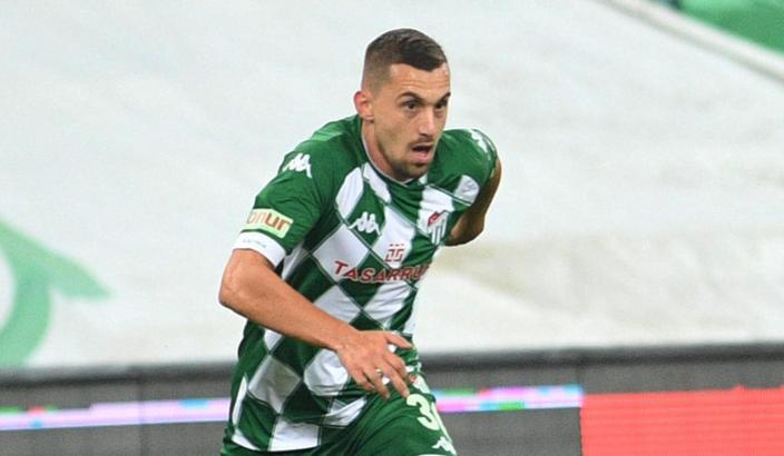 Bursaspor'da Burak Altıparmak'tan büyük fedakarlık