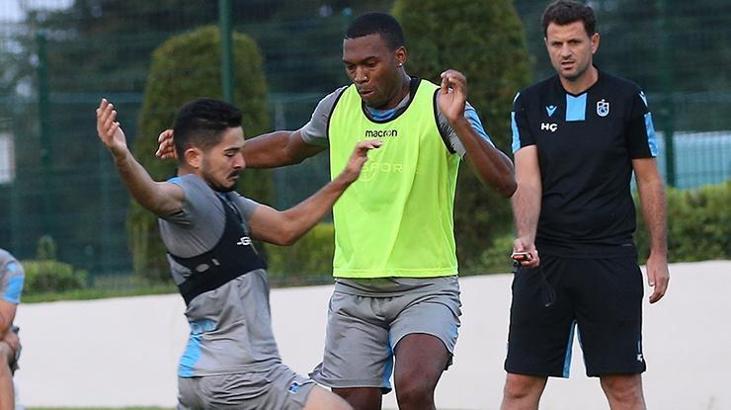 Trabzonspor taraftarı Daniel Sturridge dansını iple çekiyor