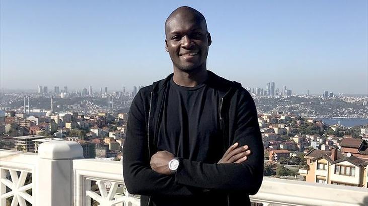 Moussa Sow: Kafasını yukarı kaldırmalı