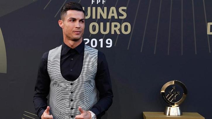 Cristiano Ronaldo tarihinin en büyük sponsorluk anlaşmasına imza attı!