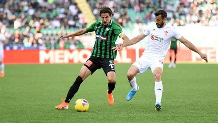 Denizlisporlu futbolcular sanal sahada
