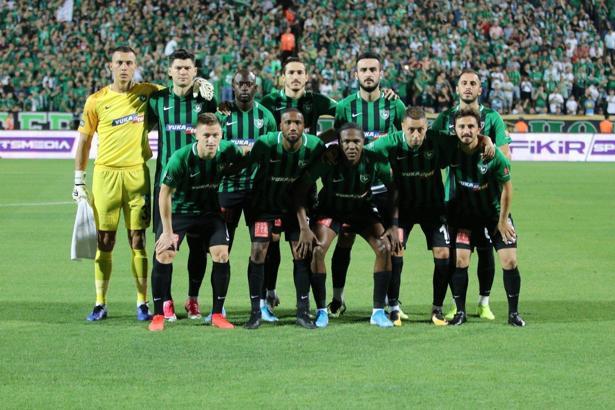 Denizlispor gözünü üst sıralara dikti!