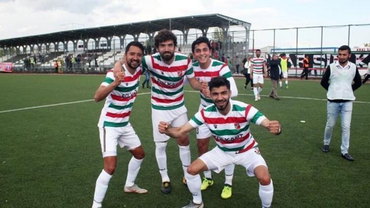 Karşıyaka iç transferde terleyecek