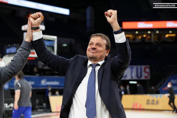 Anadolu Efes Başantrenörü Ergin Ataman'ın 4. Final Four'u