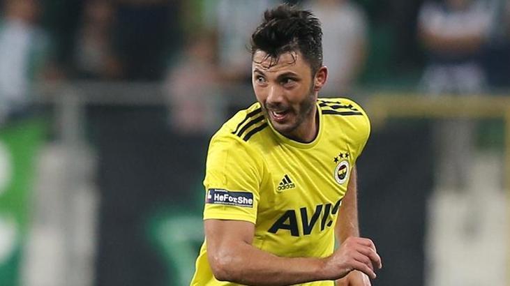 Tolgay Arslan göz doldurdu
