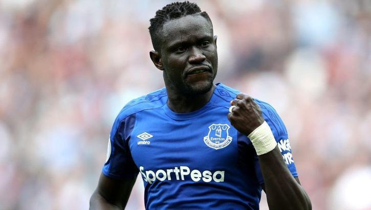 Oumar Niasse sokağa çıkma yasağına uymadı!