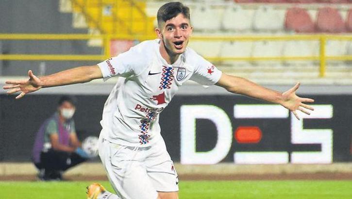 Burak İnce'ye İtalyan kancası
