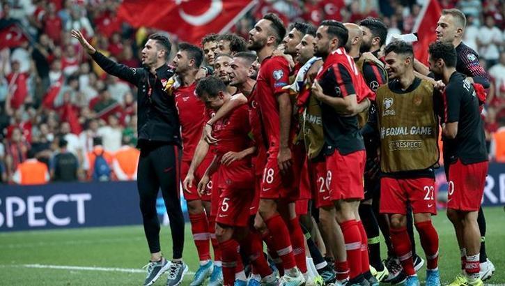 A Milli Futbol Takımı, Moldova'ya gitti