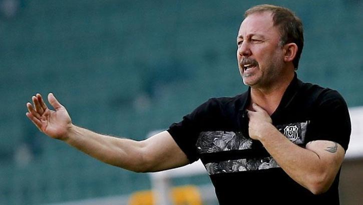 Beşiktaş'ta Sergen Yalçın sistemi değiştiriyor!