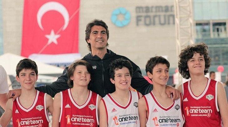 Euroleague'in efsaneleri, taraftarlarla bir araya geldi