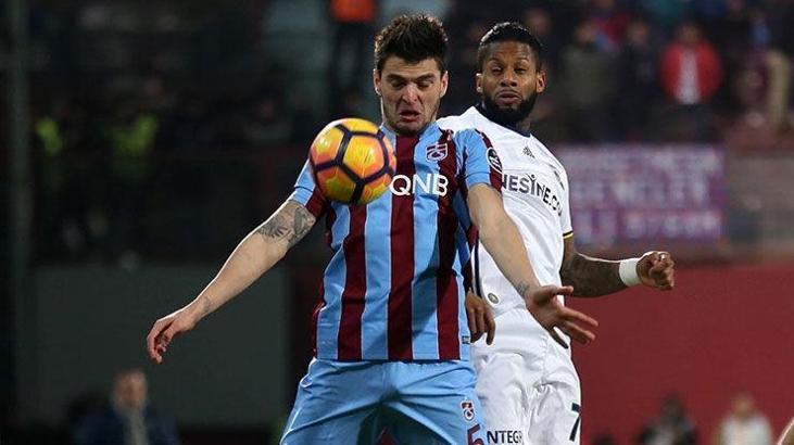 Jeremain Lens lige damgasını vurdu