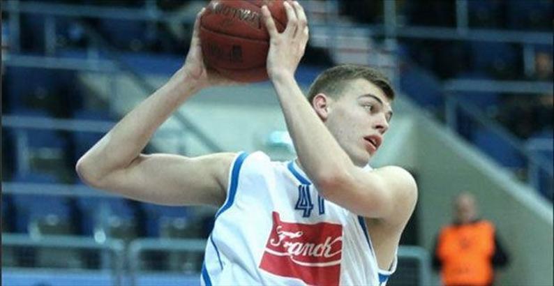 Darüşşafaka Doğuş Zizic'i kadrosuna kattı