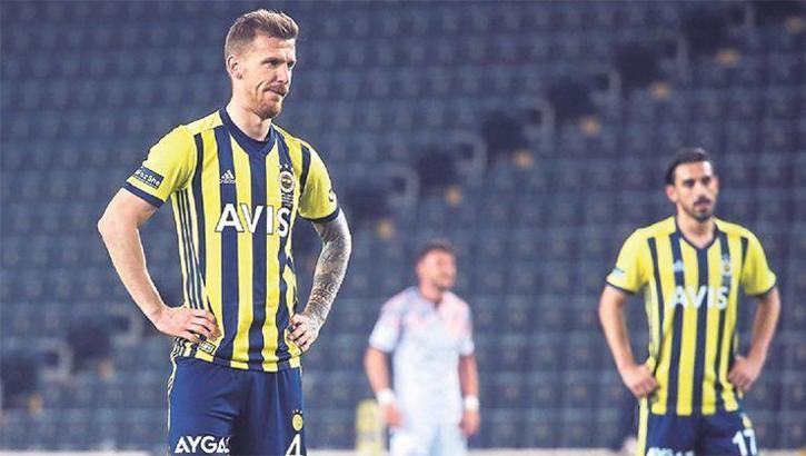 Fenerbahçe'de Serdar Aziz gelişmesi! Instagram hesabı iddiaları gündeme getirdi