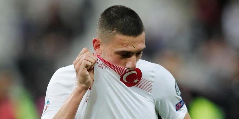 Merih Demiral'dan birleştirici paylaşım...