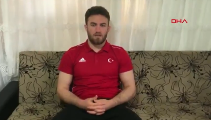 Milli güreşçilerden
