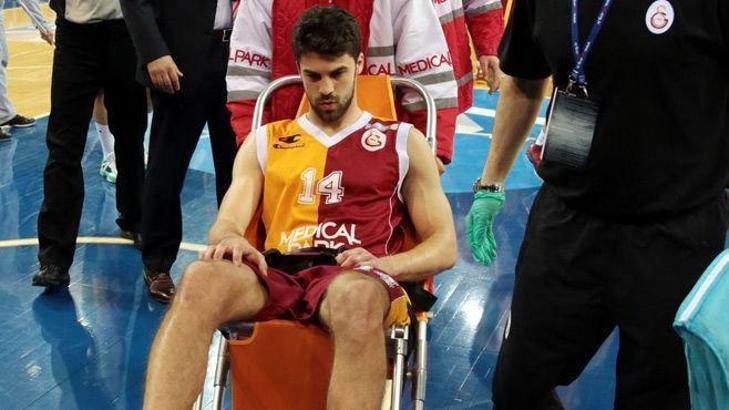 Engin ameliyat oldu