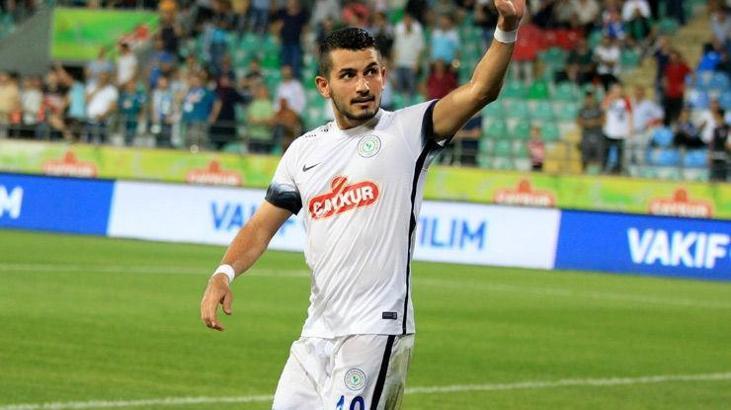 Çaykur Rizespor'da Emrah Başsan ve Volkan Pala ile yollar ayrıldı