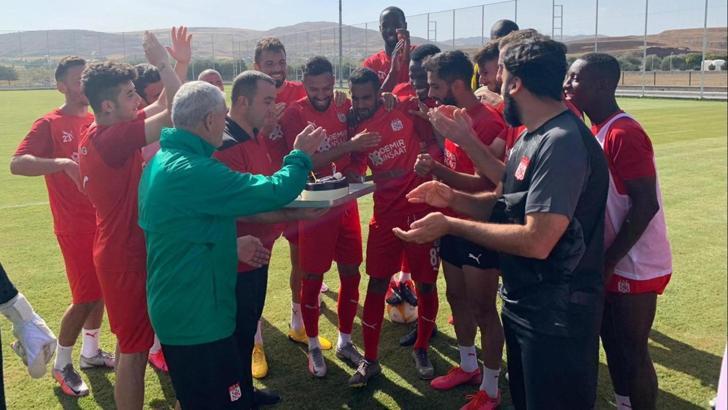 Marcelo Goiano'ya sürpriz doğum günü