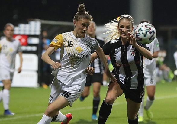 Kadın Futbol Ligi'nde finalin adı belli oldu