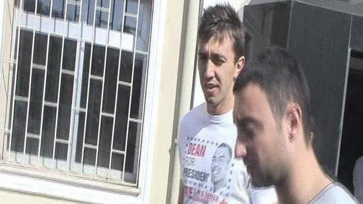 Muslera'nın evine giren hırsızlar yakalandı