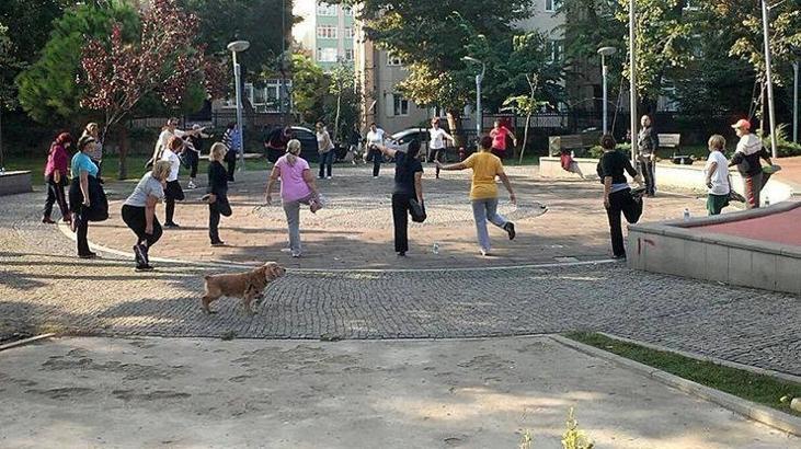 Bakırköy'de anneler oyun oynayarak çocukluklarına dönecek