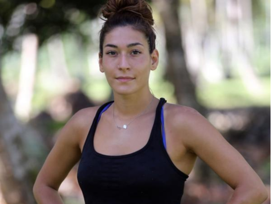 Survivor Berna Canbeldek'ten karantina pozu