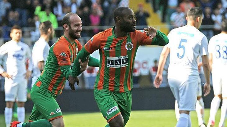 Süper Lig'de yılın bombası: Vagner Love