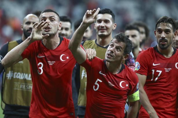 Emre Belözoğlu: İnanırsak başarırız