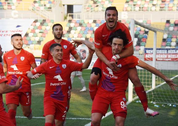 Altınordu play-off şansını son haftaya taşıdı