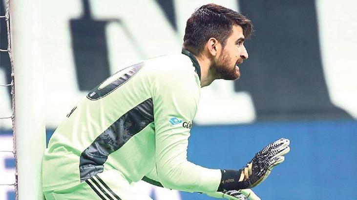 Beşiktaş-Hatayspor maçında tek Türk oyuncu Ersin Destanoğlu
