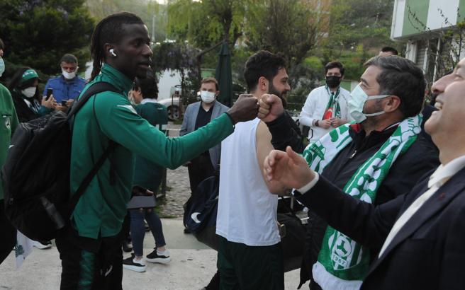 Giresunspor'da Akhisarspor maçı sonrası büyük sevinç yaşandı
