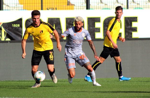 Başakşehir tek golle galip geldi