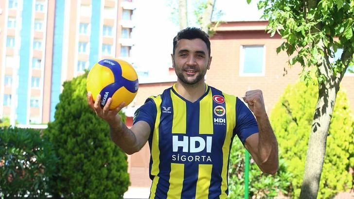 Fenerbahçe'de İzzet Ünver ve Metin Toy'un sözleşmesi uzatıldı
