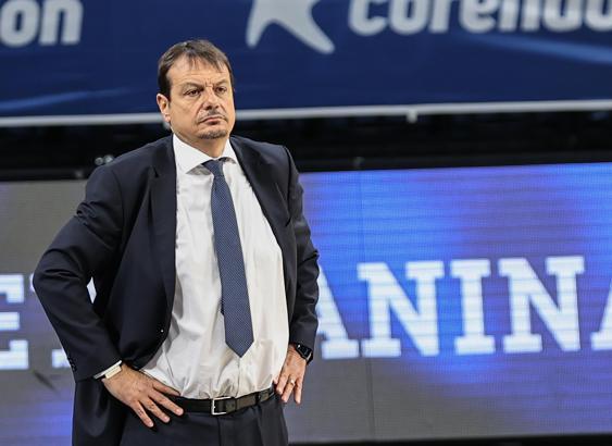 Ergin Ataman: Serinin finalini İstanbul'da oynayacağız