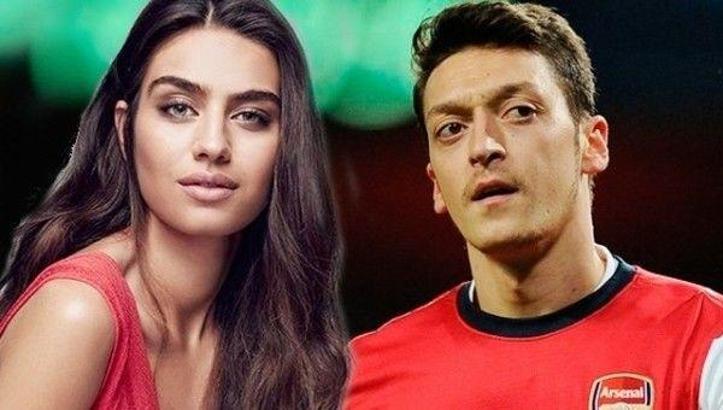 Mesut Özil, sevgilisi Amine Gülşe'ye 200 bin TL'lik tektaş aldı