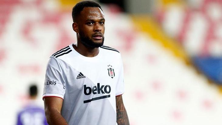 Beşiktaş'ta Larin 11'e dönüyor