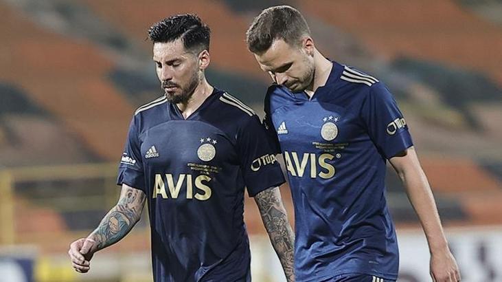 Fenerbahçe'de kart sınırındakilerde sorun yok