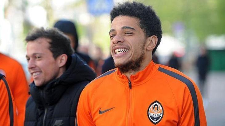 Transfer derbisi! İki takım Taison'ın peşinde...