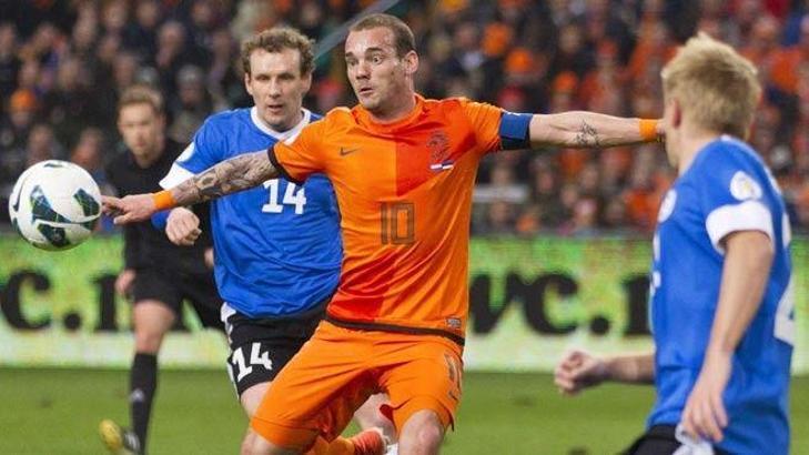 Sneijder Sakatlandı!