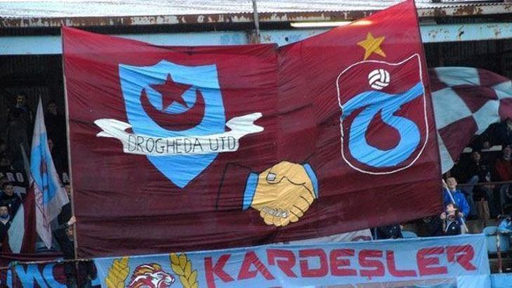 İrlanda'da bordo - mavi dostluk