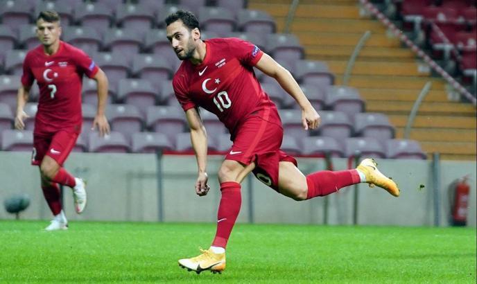 Hakan Çalhanoğlu'ndan flaş Galatasaray açıklaması