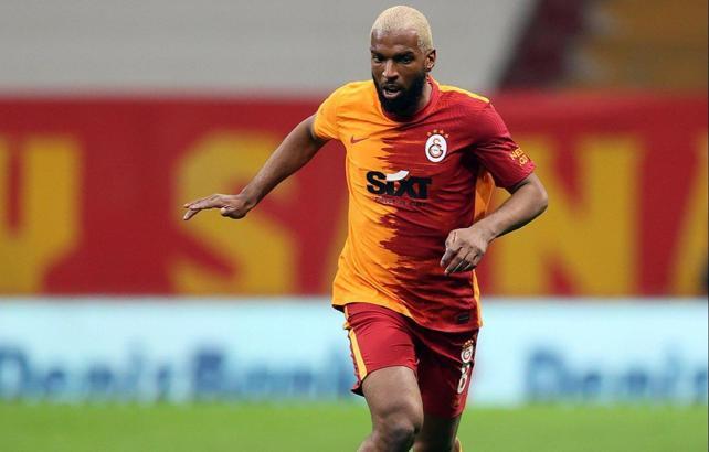 Galatasaray'da Ryan Babel, füzeleriyle kaleyi bombaladı