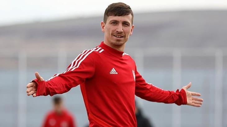 Mert Hakan Yandaş'tan transfer açıklaması