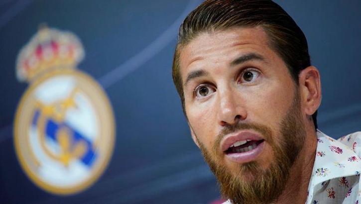Sergio Ramos, 264 bin maske ve 15 bin test bağışladı