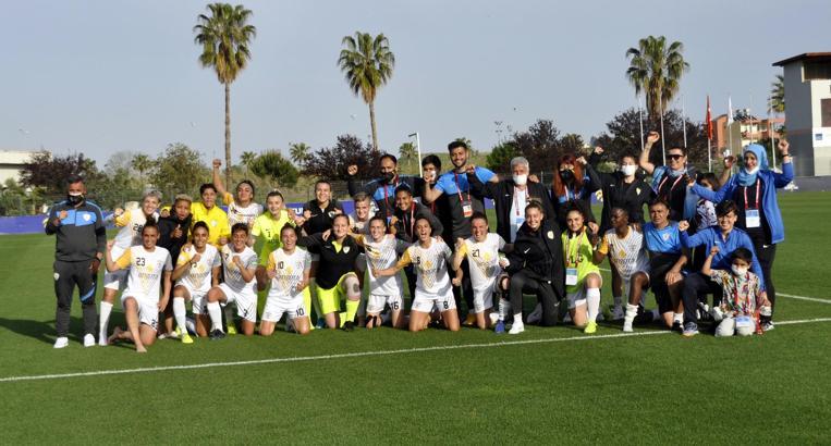 Turkcell Kadın Futbol Ligi'nde ilk yarı finalist ALG Spor