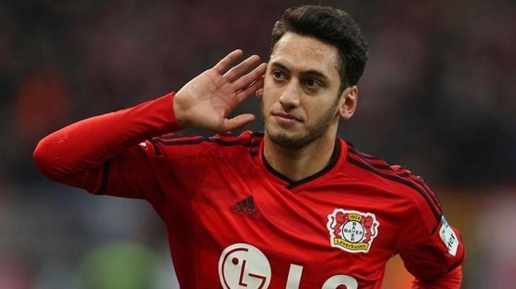 Hakan Çalhanoğlu'ndan transfer açıklaması